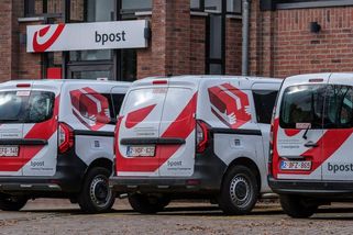 Poštovní zásilka v Belgii se ztratila, později se objevila na aukčním webu státní správy - Novinky